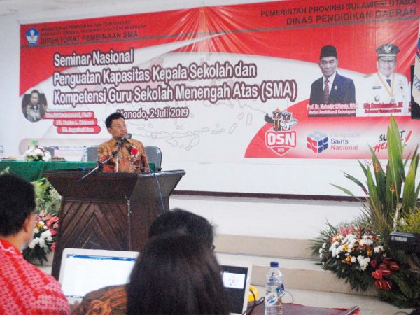 SEMINAR NASIONAL GURU DAN KEPALA SEKOLAH, PENGUATAN MUTU PENDIDIKAN DEMI MASA DEPAN